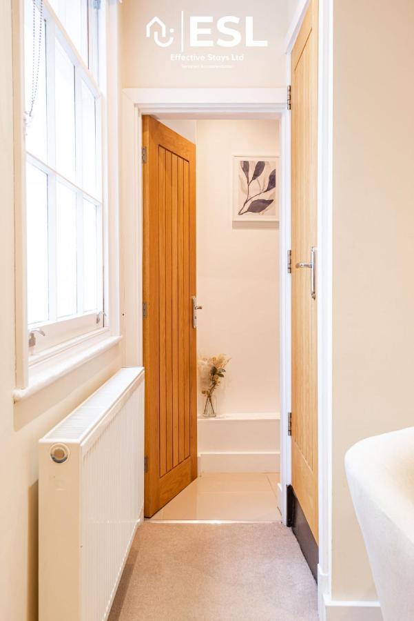 Super Central - Quiet - 2 Bedroom Cottage Shrewsbury Kültér fotó